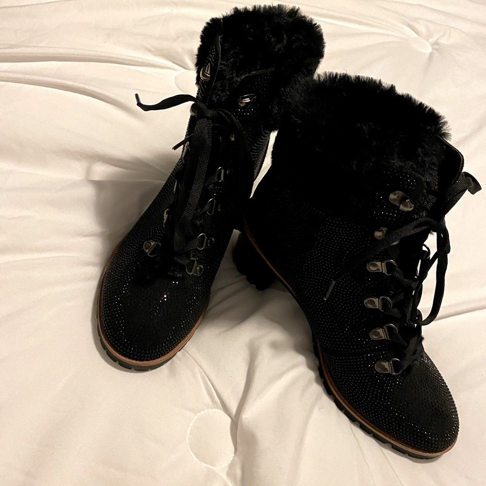 Black Forever 21 boots